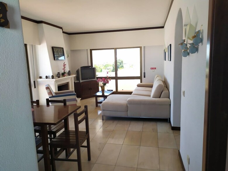 Apartamentos Oura Paradise