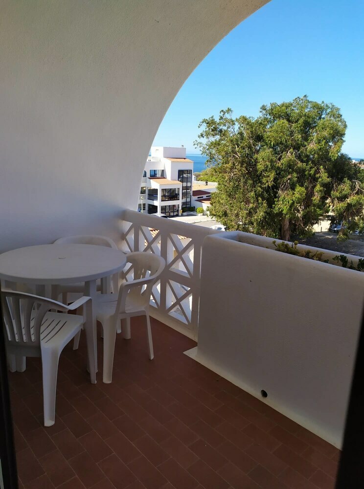 Apartamentos Oura Paradise