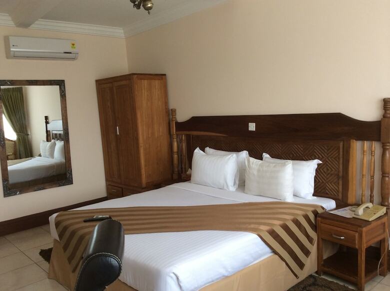 Highgate Hotel