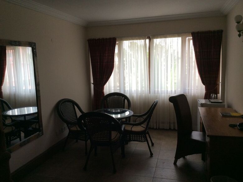 Highgate Hotel