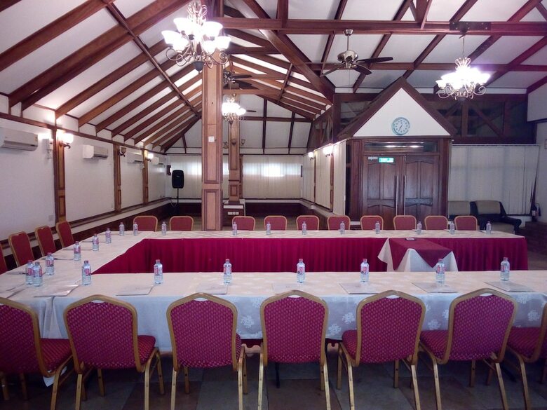 Highgate Hotel