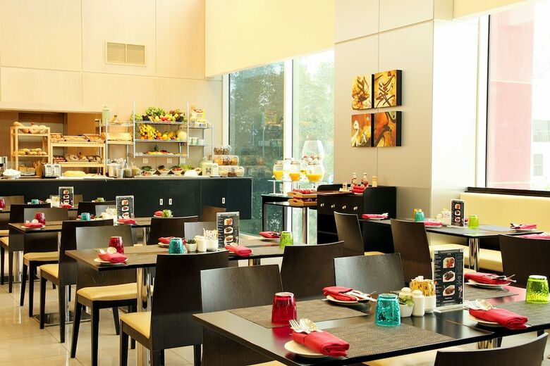 Hotel Ibis Sharq Kuwait