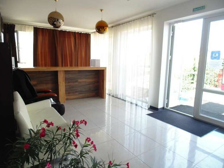 Tri Morya Hotel