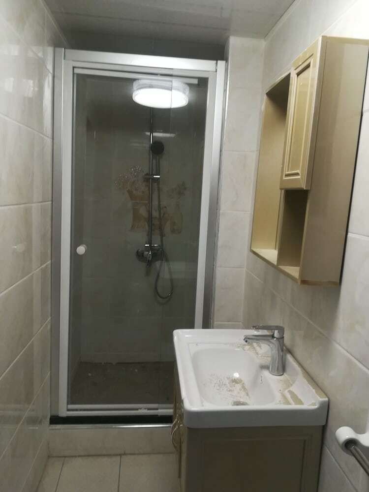 Hotel Lee Land Guest House