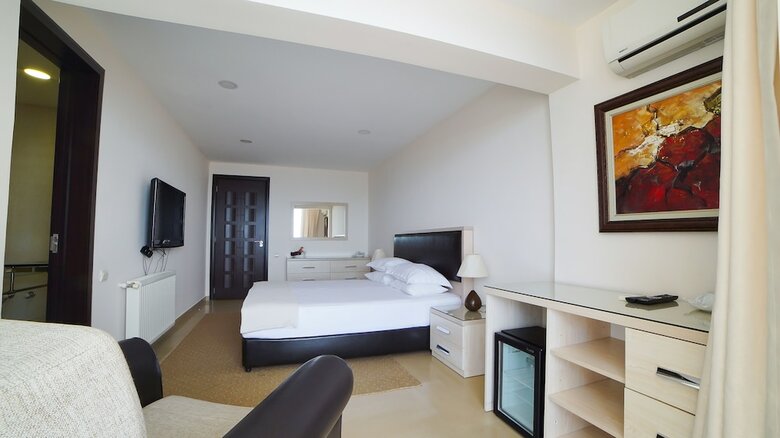 Hotel Kobuleti Beach Club