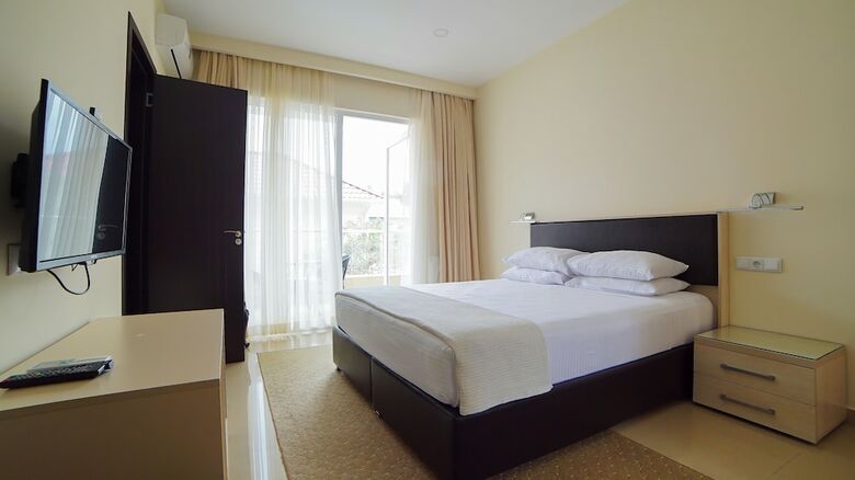 Hotel Kobuleti Beach Club