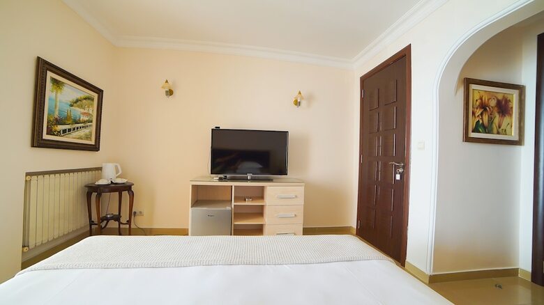 Hotel Kobuleti Beach Club