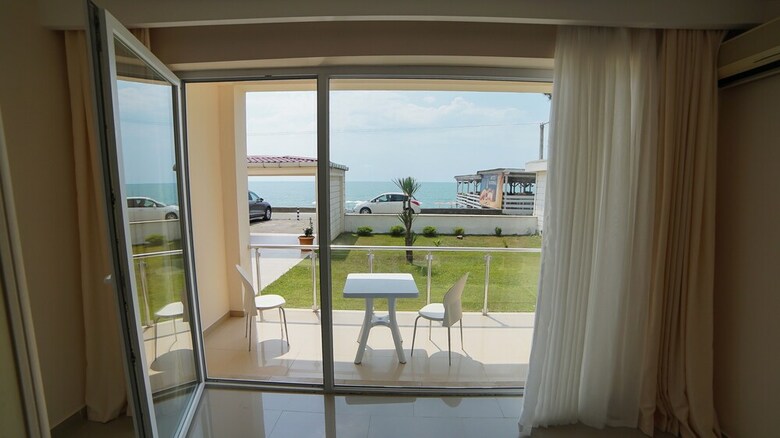Hotel Kobuleti Beach Club