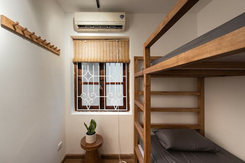 Aparthotel Nyna Homestay