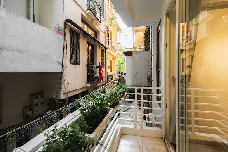 Aparthotel Nyna Homestay