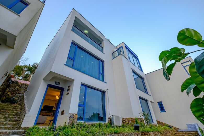 Aegean Sea Holiday Villa