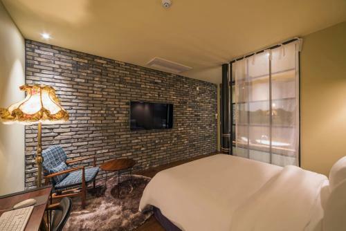 Hotel March