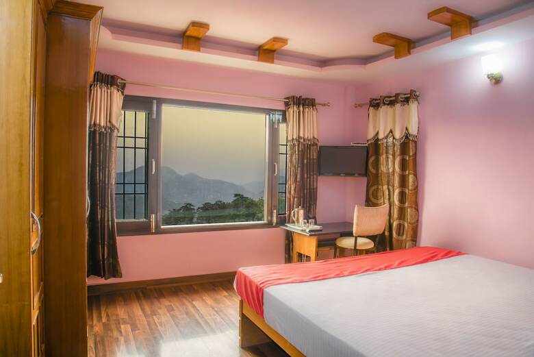 Hotel Himalayan Homes