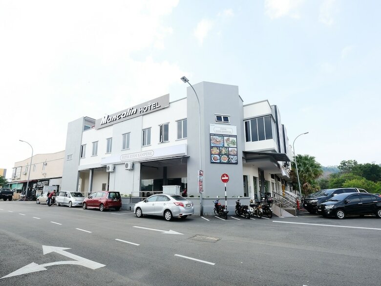 Oyo 43935 Mancalin Hotel