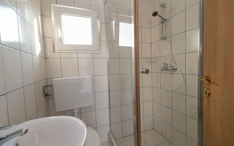 Apartments Livaja