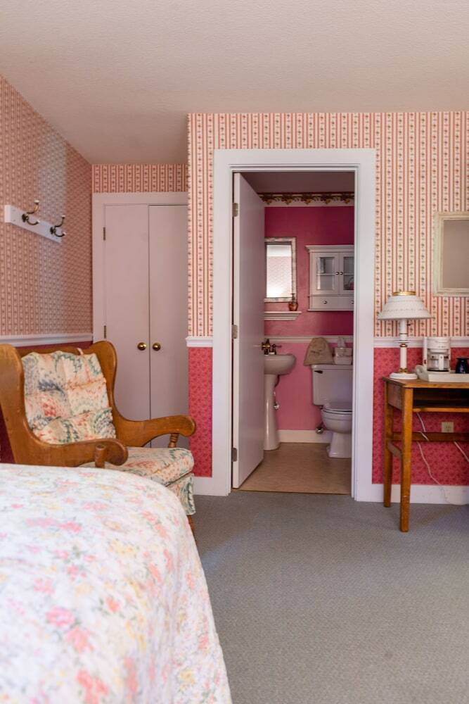 Bed & Breakfast The Elm City Carriage Barn