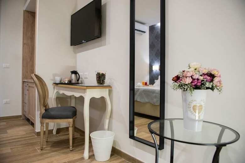 Bed & Breakfast Camera E Caff� Deluxe