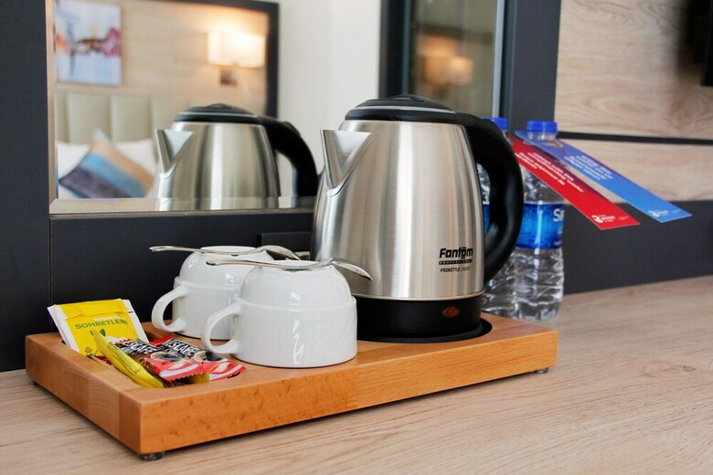 Hotel Ramada Encore By Wyndham Istanbul Basin Express