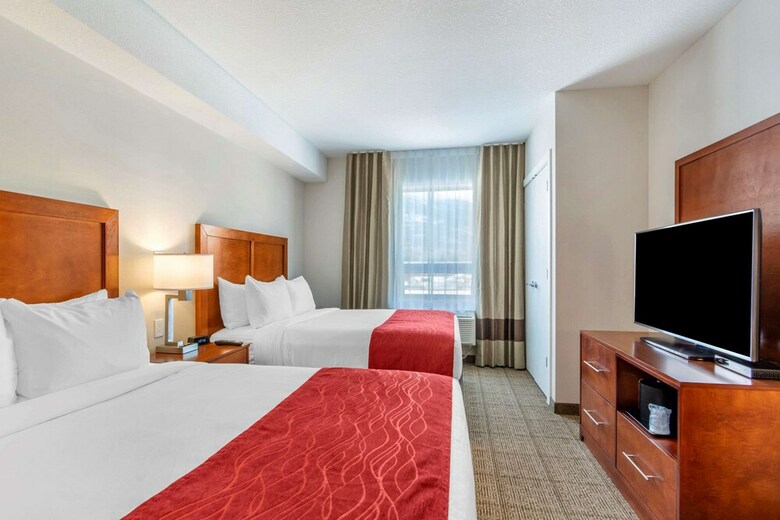 Hotel Comfort Inn & Suites