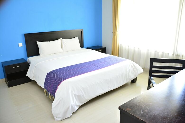 Bed & Breakfast Townhouse Bukit Damai Indah