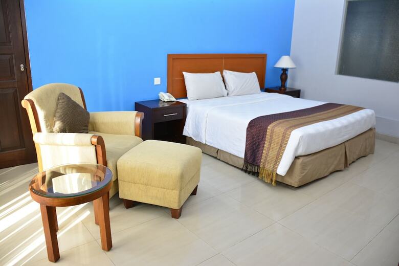Bed & Breakfast Townhouse Bukit Damai Indah