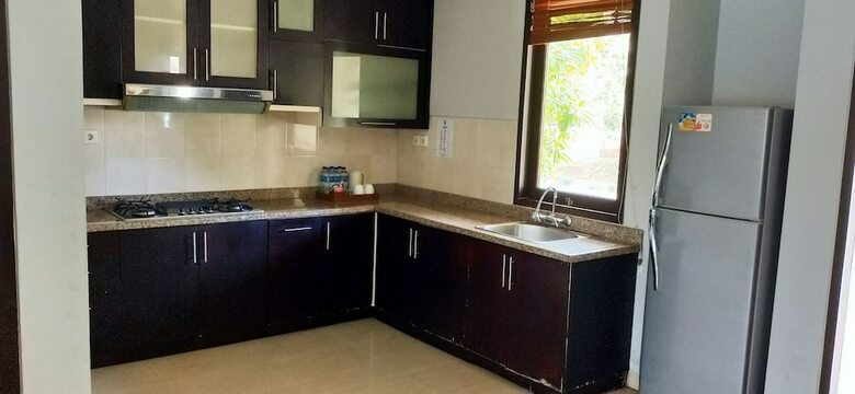 Bed & Breakfast Townhouse Bukit Damai Indah