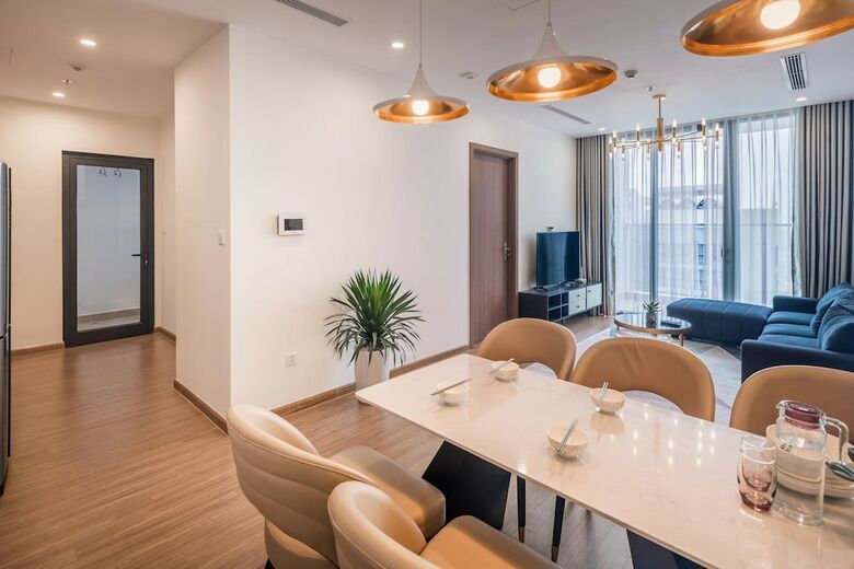 Aparthotel Luxhome Vinhomes Skylake