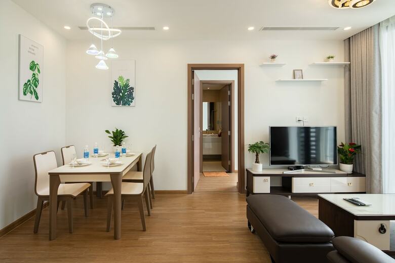 Aparthotel Luxhome Vinhomes Skylake