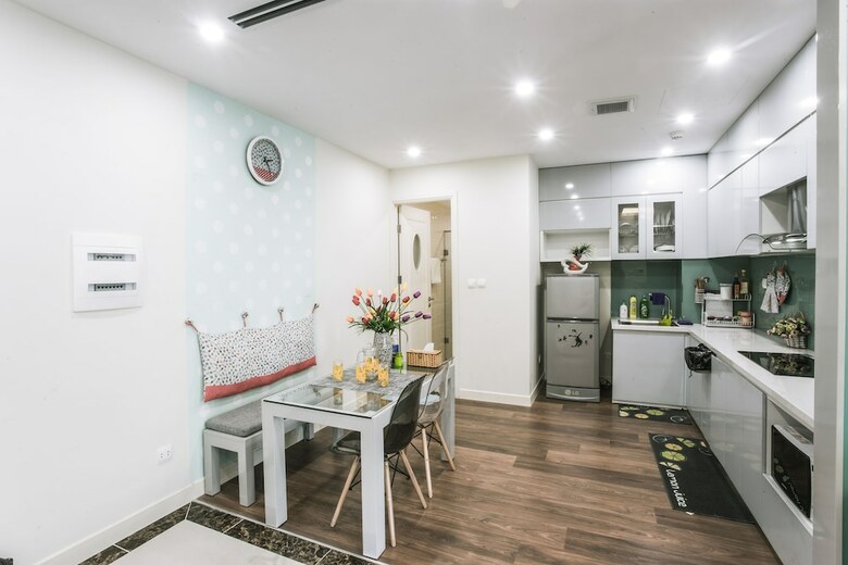 Aparthotel Luxhome Vinhomes Skylake
