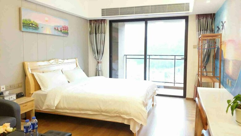 Lovely Romantic Dapeng Beach Apartment