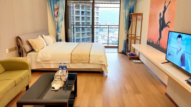 Lovely Romantic Dapeng Beach Apartment