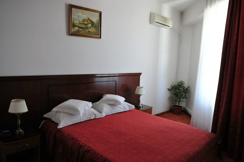 Hotel Emma Est