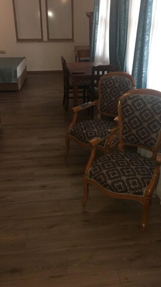 Urcu Hotel