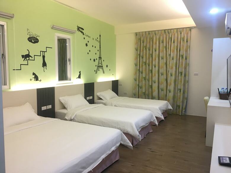 Bed & Breakfast Penghu Blue House