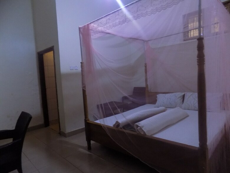 Hotel Kaanos Hope Complex Inn
