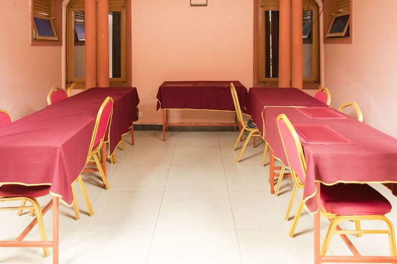 Hotel Kaanos Hope Complex Inn