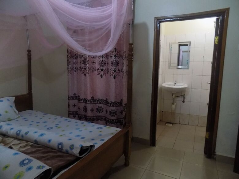 Hotel Kaanos Hope Complex Inn