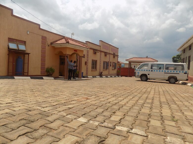 Hotel Kaanos Hope Complex Inn
