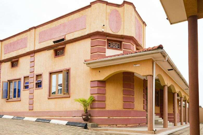Hotel Kaanos Hope Complex Inn