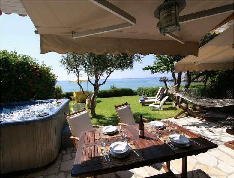 Beachfront 2 Bedroom Luxury House