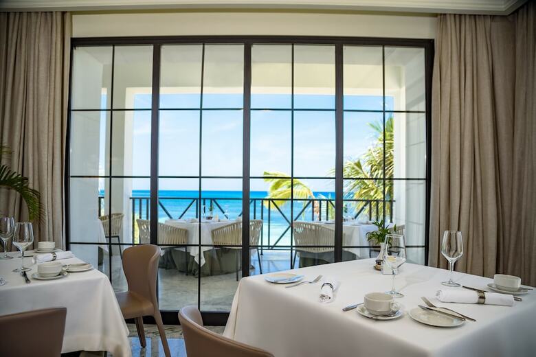 Hotel The Beach Villas At Excellence Oyster Bay