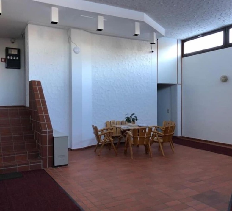 Apartment Sports Tower