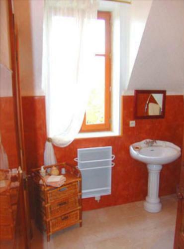 Bed & Breakfast Ch�teau De La Court D'aron