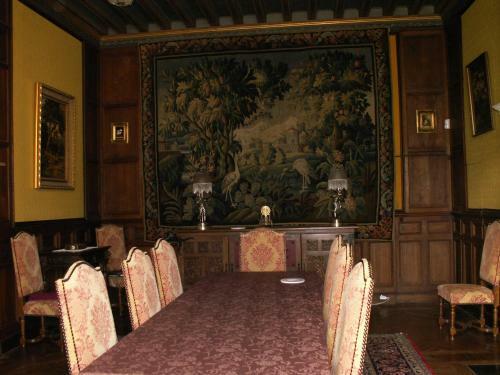 Bed & Breakfast Ch�teau De La Court D'aron