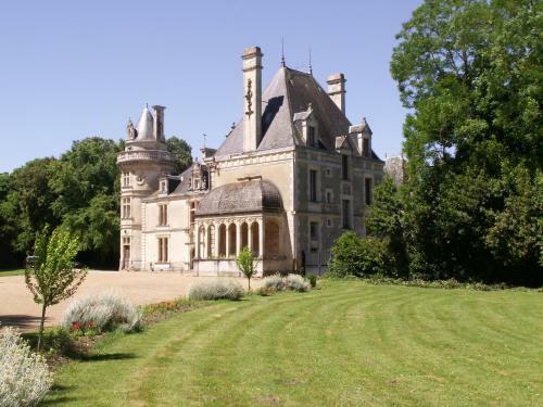 Bed & Breakfast Ch�teau De La Court D'aron