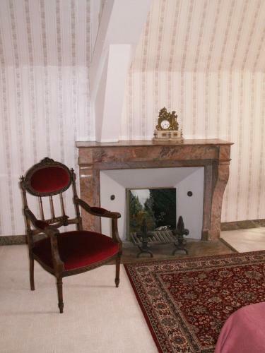 Bed & Breakfast Ch�teau De La Court D'aron