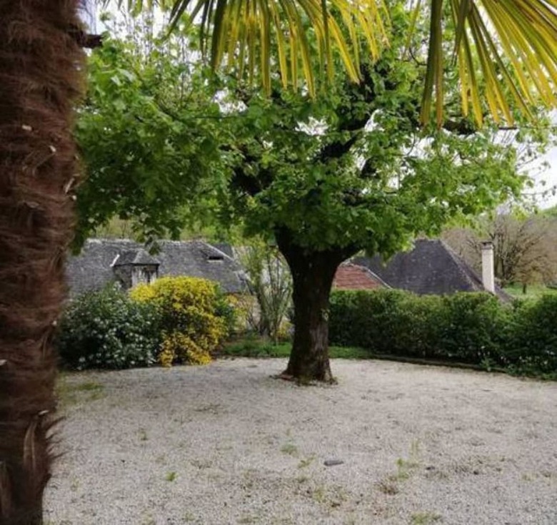 House With 3 Bedrooms In Chasteaux, With Enclosed Garden