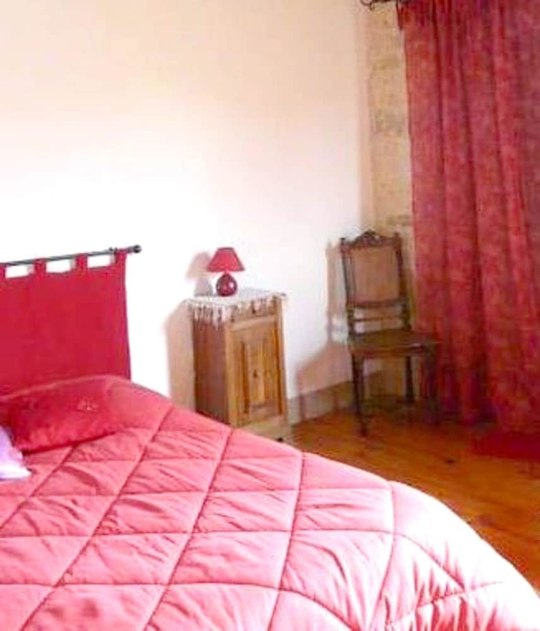 House With 3 Bedrooms In Chasteaux, With Enclosed Garden