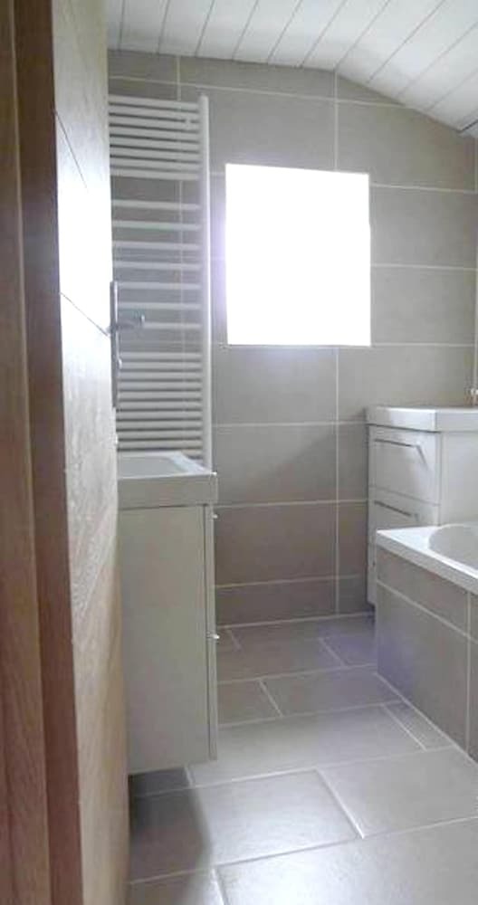 House With 3 Bedrooms In Chasteaux, With Enclosed Garden