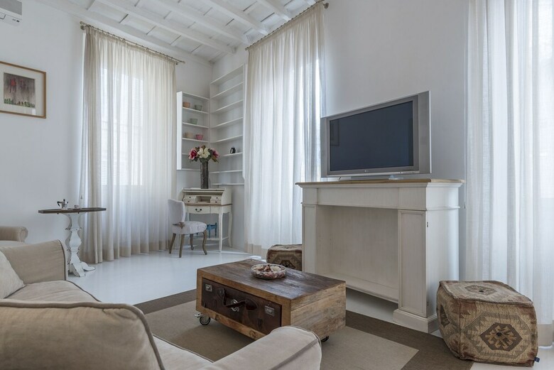 Campo De' Fiori Luxury Apartment